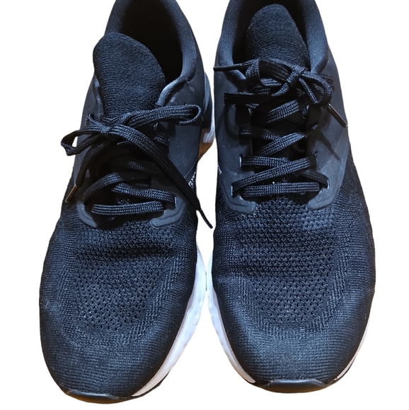 Good used condition Nike Odyssey React Flyknit Mens shoe size US 10.5 - Picture 3 of 7